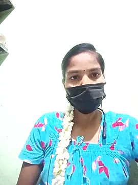 Snapshot of anusiya01 chatting on 03-17-25, 01:39 anusiya01 online show from 03-17-25, 01:39