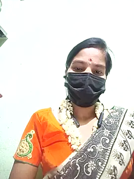 Snapshot of anusiya01 chatting on 09-27-25, 05:51 anusiya01 online show from 09-27-25, 05:51