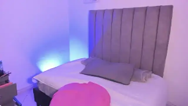 sarah  bigboobs online show from 10-24-25, 06:54