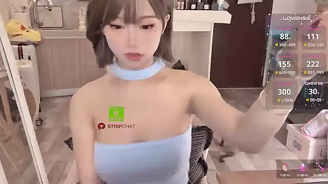 -XunMengLong- online show from 12-05-24, 07:49