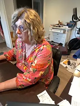 Snapshot of BookBabe27 chatting on 09-25-25, 08:34 BookBabe27 online show from 09-25-25, 08:34