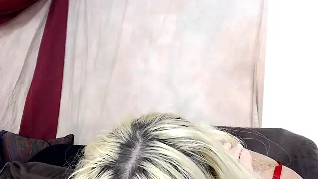 Snapshot of Jean_Saint_Sin chatting on 11-03-25, 06:36 Jean Saint Sin online show from 11-03-25, 06:36