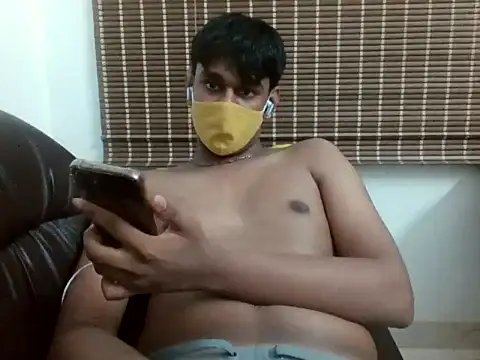 brownguy1234 online show from 12-07-24, 06:37