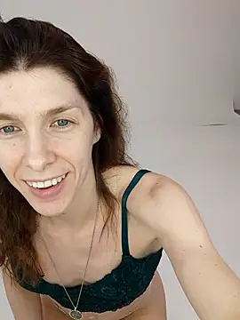 YourSuperModel online show from 04-18-26, 09:24