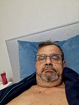 axecoman60 online show from 02-28-25, 06:09