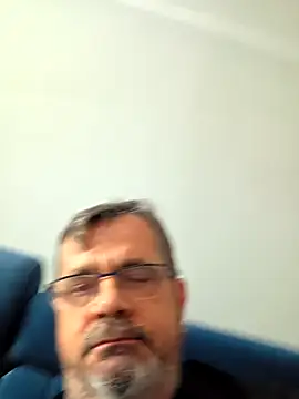 axecoman60 online show from 02-18-26, 08:21