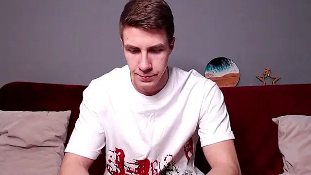 Snapshot of Chris_Brien chatting on 02-15-25, 04:34 Chris Brien online show from 02-15-25, 04:34