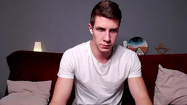 Snapshot of Chris_Brien chatting on 02-24-25, 03:42 Chris Brien online show from 02-24-25, 03:42