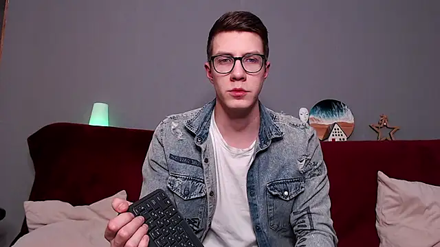 Snapshot of Chris_Brien chatting on 02-24-25, 09:41 Chris Brien online show from 02-24-25, 09:41