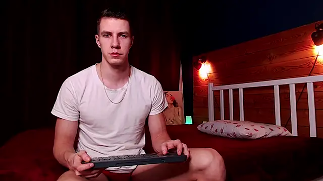 Snapshot of Chris_Brien chatting on 03-22-25, 08:37 Chris Brien online show from 03-22-25, 08:37