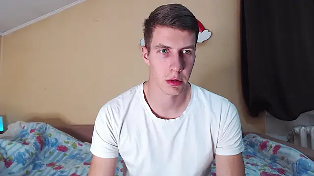 Snapshot of Chris_Brien chatting on 10-22-25, 01:55 Chris Brien online show from 10-22-25, 01:55