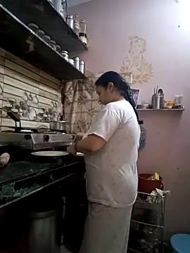 Kavya kapoor online show from 04-17-26, 03:42