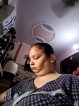 Kavya kapoor online show from 05-17-26, 04:10