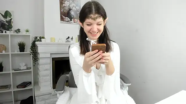 Snapshot of Baby_Evalena chatting on 11-05-25, 05:29 Baby Evalena online show from 11-05-25, 05:29