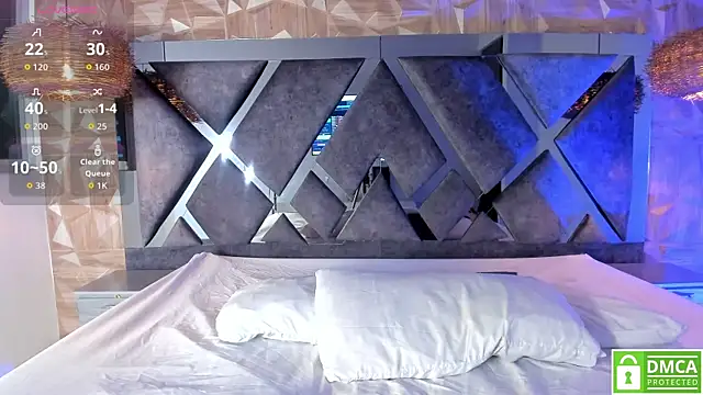 Snapshot of Rose_Evans__ chatting on 11-21-25, 04:11 Rose Evans online show from 11-21-25, 04:11