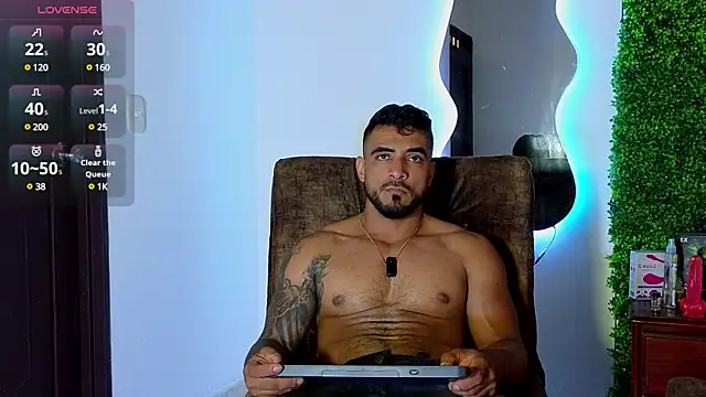 Snapshot of ERIC_HARRISON chatting on 03-18-25, 01:10 ERIC HARRISON online show from 03-18-25, 01:10