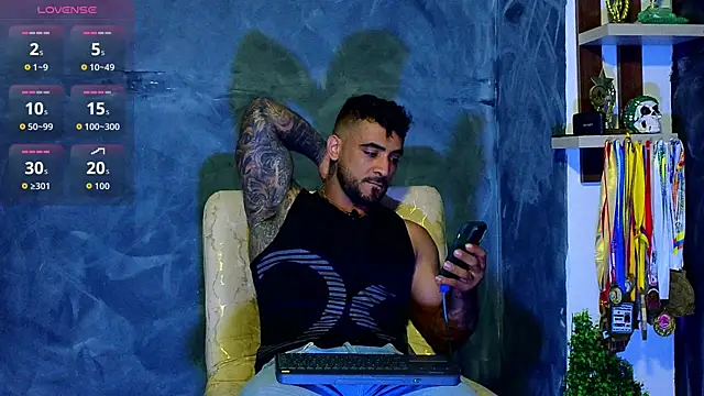 Snapshot of ERIC_HARRISON chatting on 09-13-25, 11:37 ERIC HARRISON online show from 09-13-25, 11:37