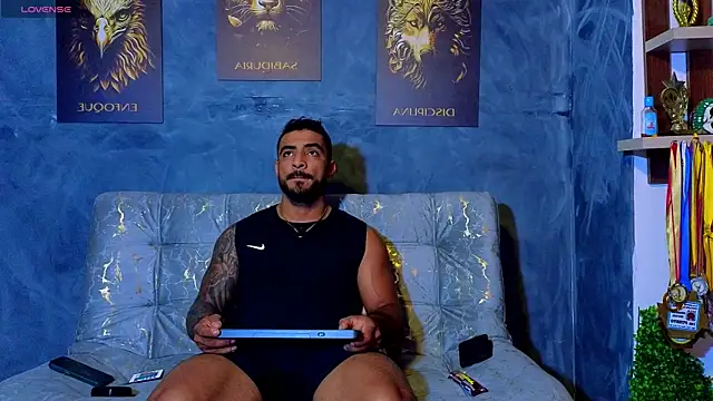 Snapshot of ERIC_HARRISON chatting on 09-21-25, 10:33 ERIC HARRISON online show from 09-21-25, 10:33