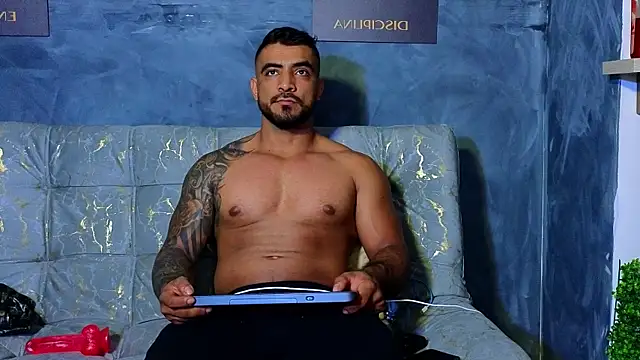 Snapshot of ERIC_HARRISON chatting on 09-26-25, 11:03 ERIC HARRISON online show from 09-26-25, 11:03