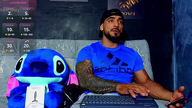 Snapshot of ERIC_HARRISON chatting on 10-23-25, 11:57 ERIC HARRISON online show from 10-23-25, 11:57