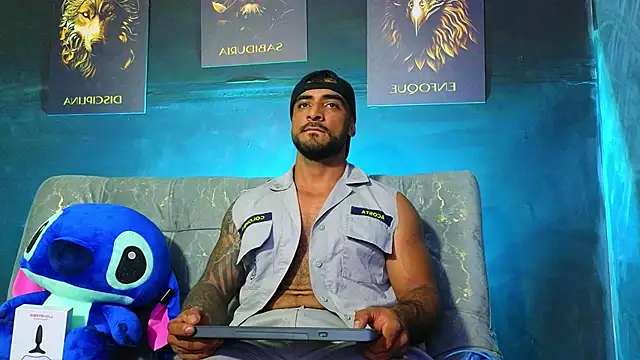 Snapshot of ERIC_HARRISON chatting on 10-31-25, 11:50 ERIC HARRISON online show from 10-31-25, 11:50