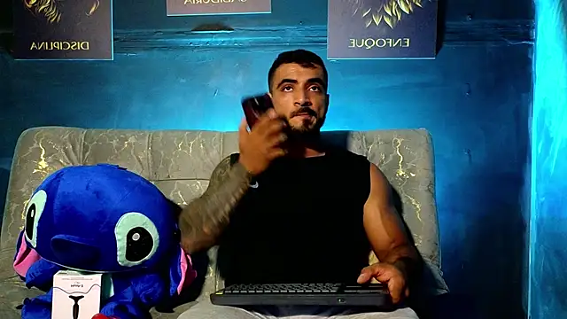 Snapshot of ERIC_HARRISON chatting on 11-04-25, 10:53 ERIC HARRISON online show from 11-04-25, 10:53