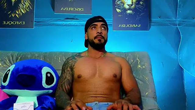 Snapshot of ERIC_HARRISON chatting on 11-14-25, 03:16 ERIC HARRISON online show from 11-14-25, 03:16