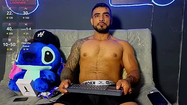 Snapshot of ERIC_HARRISON chatting on 12-03-25, 02:52 ERIC HARRISON online show from 12-03-25, 02:52