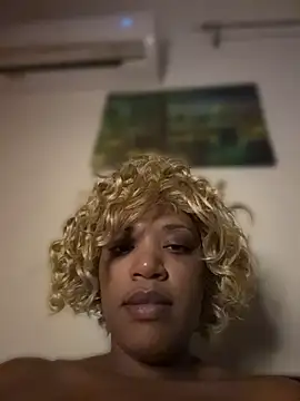 thekelliecapri online show from 07-10-26, 05:56