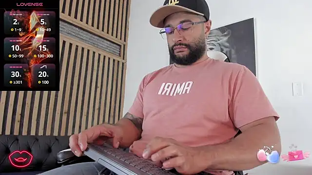 Snapshot of Luke__09 chatting on 03-14-25, 12:07 Luke 09 online show from 03-14-25, 12:07