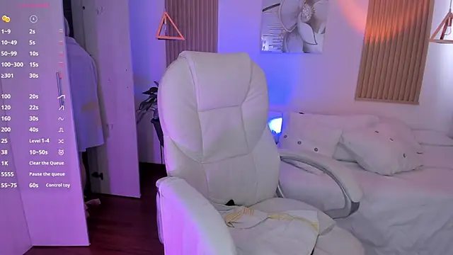 Kendall Bunnyy online show from 03-13-25, 06:23