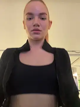 Heidi11 online show from 02-12-25, 04:11