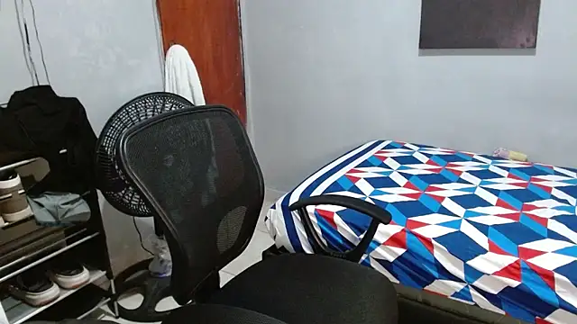 Lovebeng  online show from 04-23-26, 08:22