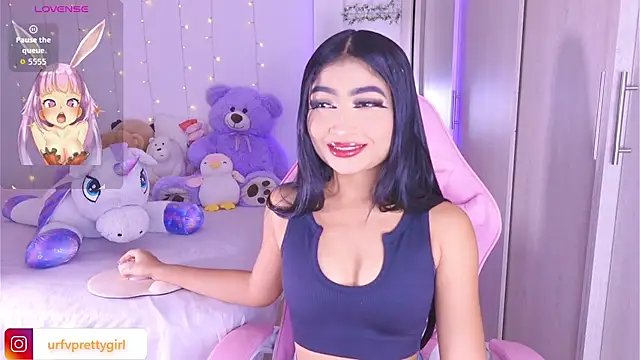 urfavprettygirl online show from 07-13-26, 06:38