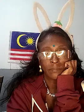 mamakarma1403 online show from 10-22-25, 01:44