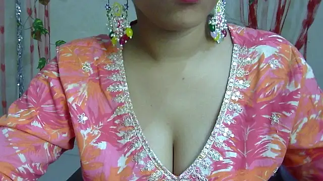 Preeti-Sexy online show from 10-24-25, 05:37