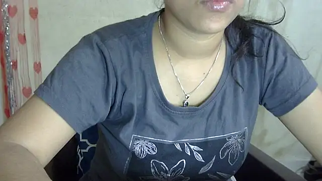 Snapshot of Preeti-Sexy chatting on 11-27-25, 04:25 Preeti-Sexy online show from 11-27-25, 04:25