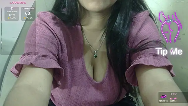 Snapshot of Preeti-Sexy chatting on 02-22-26, 02:37 Preeti-Sexy online show from 02-22-26, 02:37