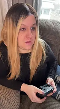 Snapshot of PuckBunny17 chatting on 01-08-25, 03:17 PuckBunny17 online show from 01-08-25, 03:17