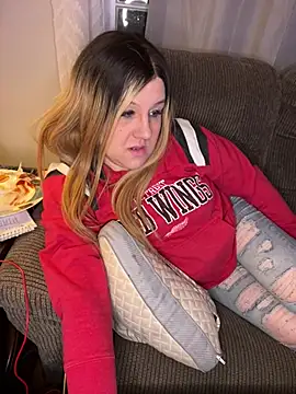 Snapshot of PuckBunny17 chatting on 01-14-25, 08:31 PuckBunny17 online show from 01-14-25, 08:31