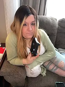 Snapshot of PuckBunny17 chatting on 01-16-25, 08:03 PuckBunny17 online show from 01-16-25, 08:03