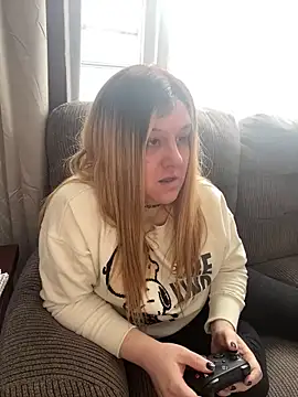 Snapshot of PuckBunny17 chatting on 01-24-25, 03:13 PuckBunny17 online show from 01-24-25, 03:13