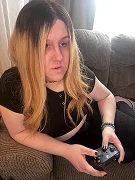 Snapshot of PuckBunny17 chatting on 02-02-25, 04:32 PuckBunny17 online show from 02-02-25, 04:32