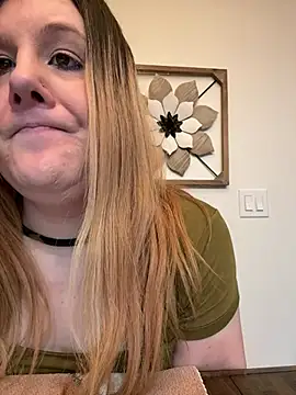 Snapshot of PuckBunny17 chatting on 03-02-25, 12:20 PuckBunny17 online show from 03-02-25, 12:20