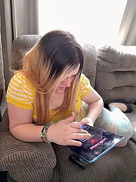 Snapshot of PuckBunny17 chatting on 03-15-25, 04:10 PuckBunny17 online show from 03-15-25, 04:10