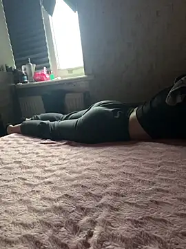 Snapshot of Artur6663 chatting on 11-17-25, 07:36 Artur6663 online show from 11-17-25, 07:36