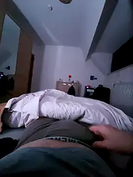 pascalino100 online show from 03-17-25, 03:57