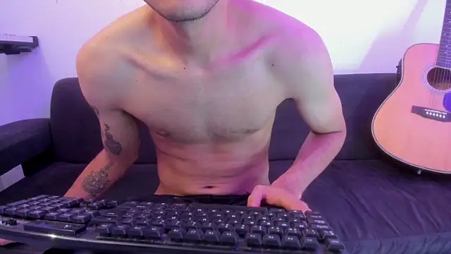 Henrikk senn online show from 04-10-26, 07:46