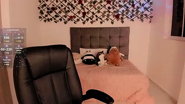 Lilith Miller21 online show from 10-16-25, 09:16