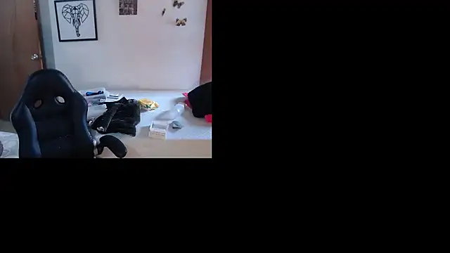 mykaelahoney online show from 06-10-26, 05:12